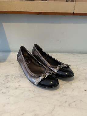 AGL Shoes Womens Size 7 Silver Black Leather Ballet Flats Buckle Cap Toe Italy